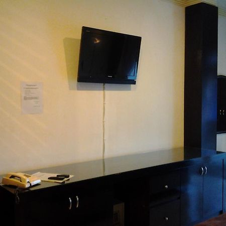 Hotel Mesir Surabaja Zewnętrze zdjęcie