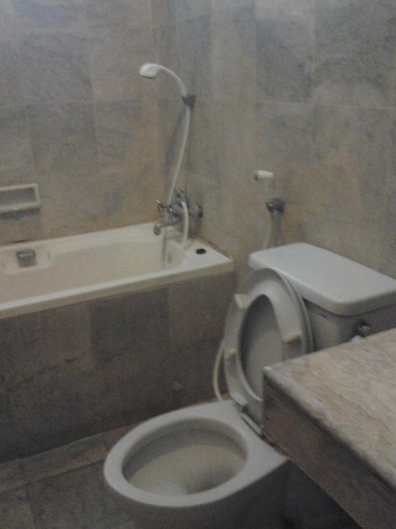 Hotel Mesir Surabaja Zewnętrze zdjęcie