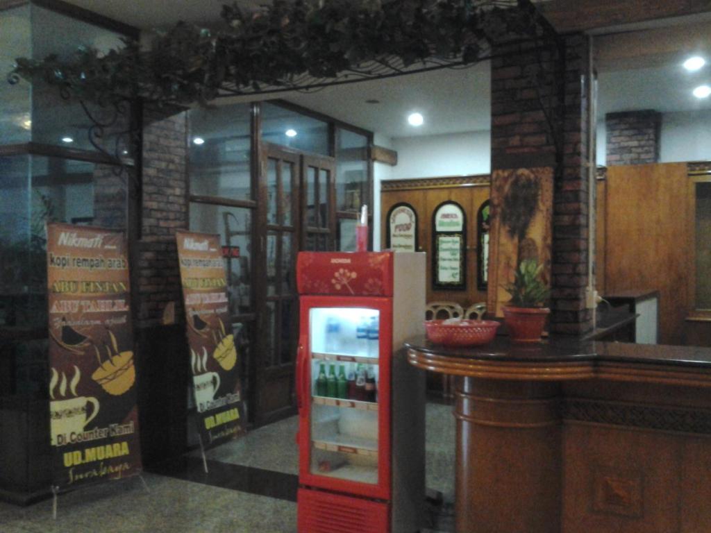 Hotel Mesir Surabaja Zewnętrze zdjęcie