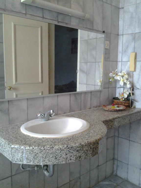 Hotel Mesir Surabaja Pokój zdjęcie