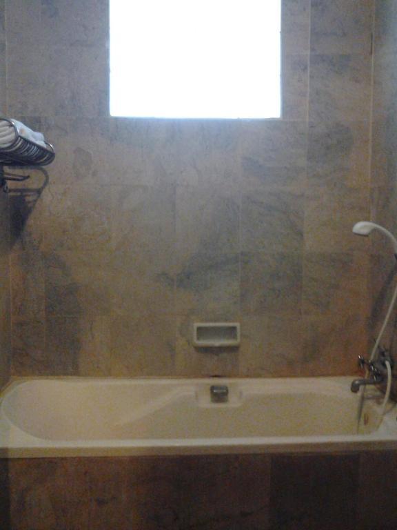 Hotel Mesir Surabaja Pokój zdjęcie