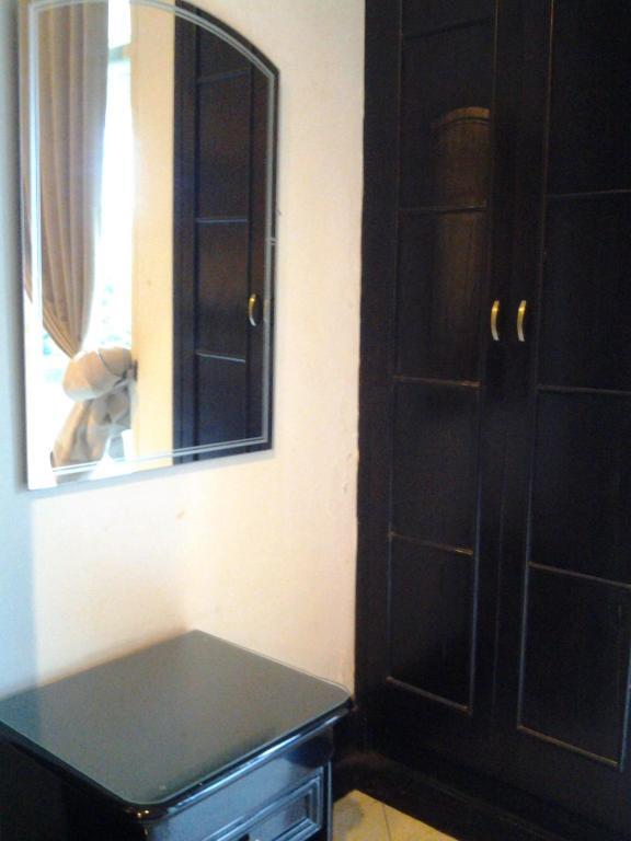 Hotel Mesir Surabaja Pokój zdjęcie