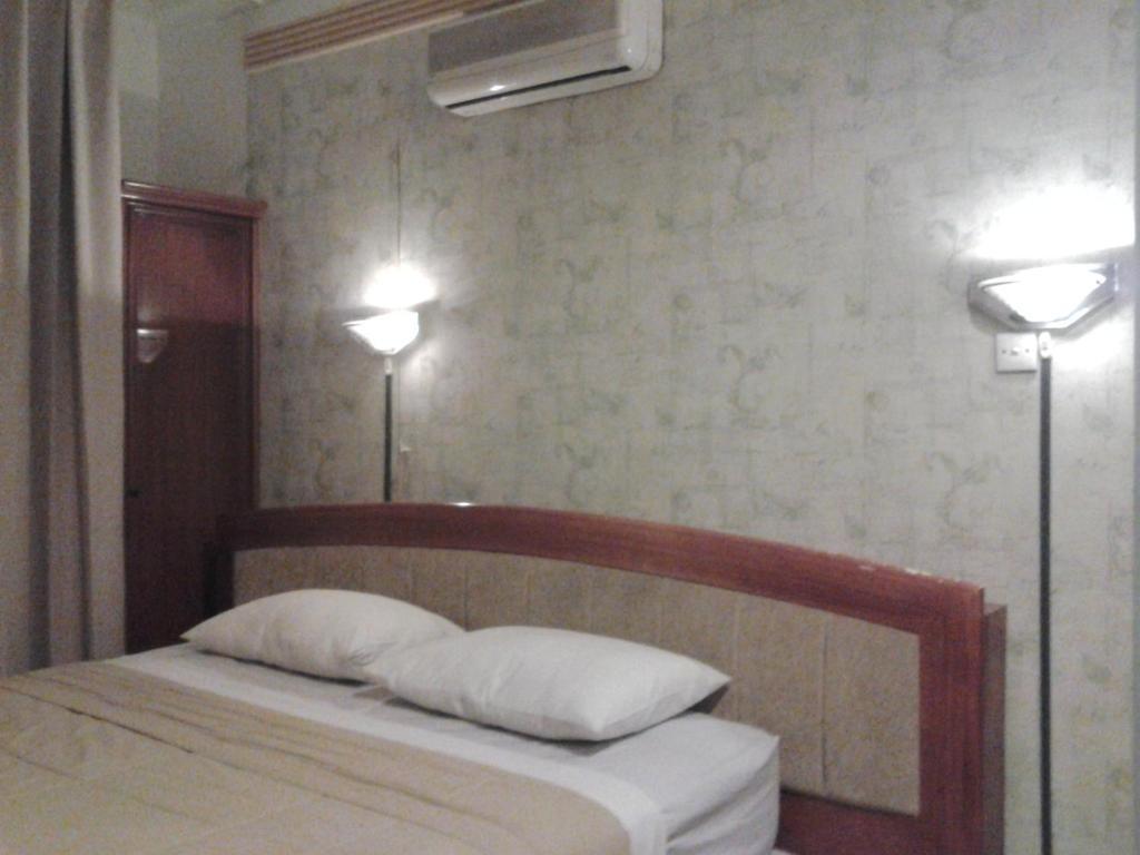 Hotel Mesir Surabaja Pokój zdjęcie